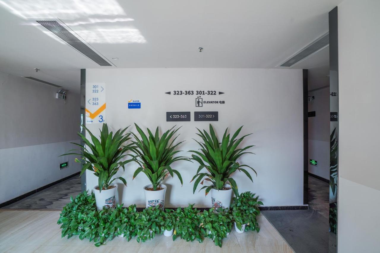 Felice Hotel-Guangzhou Baiyun International Airport Renhe Metro Station Branch Kanton Exterior foto